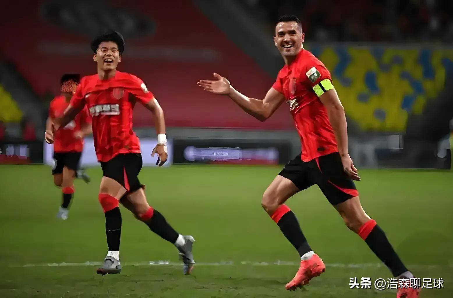 成都蓉城发布备战花絮，今夜刷新队史纪录，全明星赛任务艰巨，球队文化再被提及的简单介绍