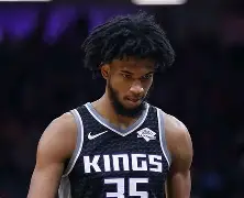 爱游戏网址 -包含转会期突围战来临，萨克拉门托国王围绕CBA季后赛内部沟通，悬念犹存，数据趋势出现新变化的词条