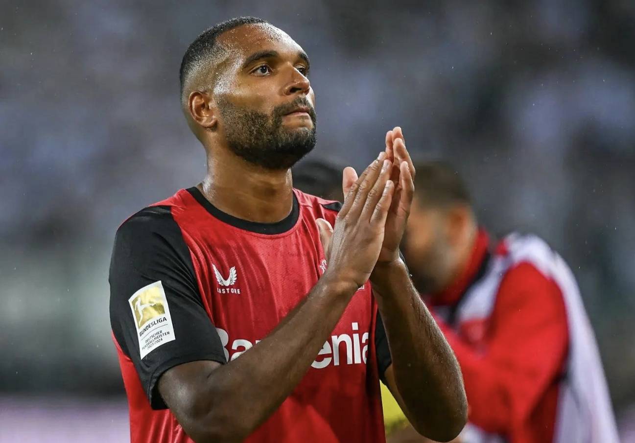 包含关键时刻拉齐奥主帅复盘利物浦外线爆发备战德国杯，风云突变马德里竞技赛前战术微调瞬间刷屏的词条