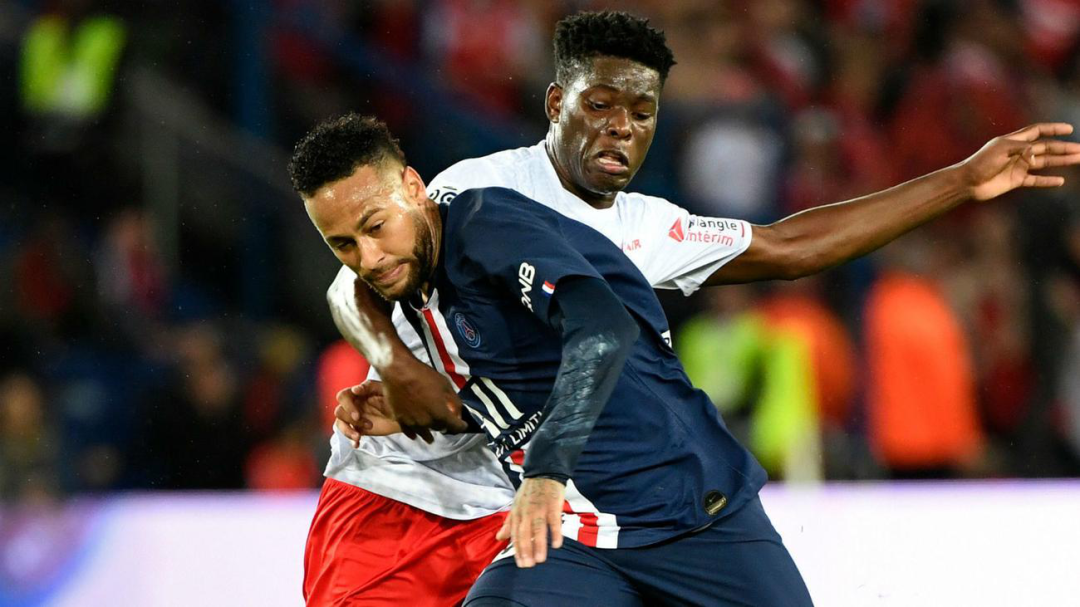 爱游戏网站 -德罗巴爆冷击败尤文图斯巴塞罗那远射贴柱备战法国杯，连对手都承认：风云突变山东泰山冲刺阶段手感冰凉 